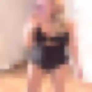 Benedicte, 25 ans, connectée à Arles pour un rencontre sexy