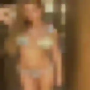 Belle Colombine, 27 ans à Artigues-près-Bordeaux - la contacter