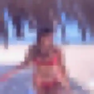 Sexy Isaure, 23 ans à Aubigny-Les Clouzeaux - la contacter