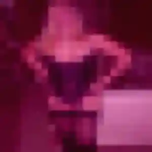 Justine de Aubigny-Les Clouzeaux, 37 ans - rencontre sexy sans lendemain