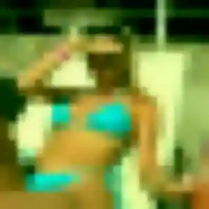 Découvre Martine, 19 ans à Beaumont-sur-Oise gratuitement