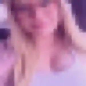 Contacte Isabelle, 42 ans à Bellerive-sur-Allier en privé