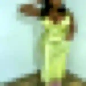 Phoebe, fille de 27 ans propose rencontre sexy à Beuvrages