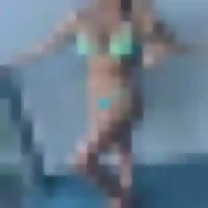 Karima (22 ans) à Bonchamp-lès-Laval propose une rencontre aujourd'hui