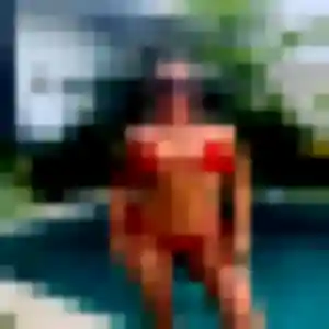 Charmante Rebecca, 32 ans à Bonneuil-sur-Marne - voir sa photo