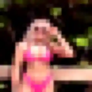 Sandrine, 21 ans, dispo pour rencontre sexy à Bourg-lès-Valence