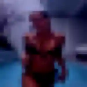 Elvire de Brest, 25 ans - rencontre sexy discret