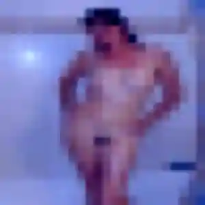 Photo de Clarisse à Carmaux (33 ans) - rencontre sexy anonyme