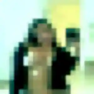 Photo exclusive de Louise, 19 ans à Castelnau-d'Estrétefonds - plan discret