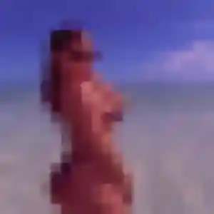 Contacte Tatiana, 25 ans à Chagny en privé
