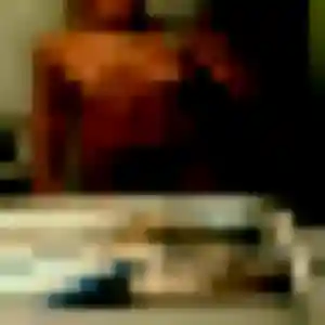 Naomi, femme de 37 ans veut rencontre sexy à Châteaubourg