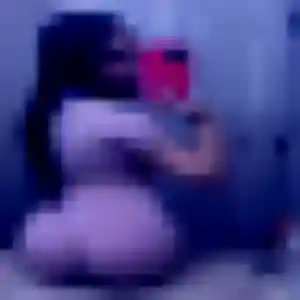 Photo exclusive de Alienor, 25 ans à Chirongui - rencontre coquine