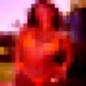 Elena de Dainville, 20 ans - rencontre sexy en toute liberté