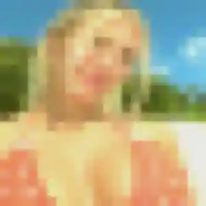 Photo de Rosemarie à Ensuès-la-Redonne (26 ans) - rencontre sexy discret