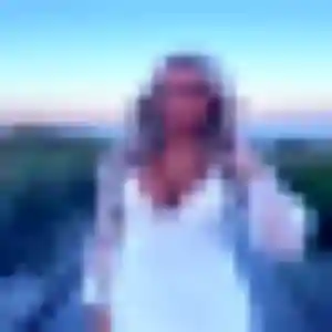 Zelda, fille de 39 ans cherche rencontre sexy à Ensuès-la-Redonne