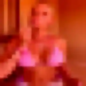 Photo privée de Lola, 31 ans à Fouesnant - plan discret