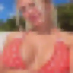 Photo de Victoire à Freyming-Merlebach (19 ans) - rencontre sexy anonyme