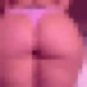 Ibtissam, 29 ans, connectée à Gruissan pour une rencontre coquine
