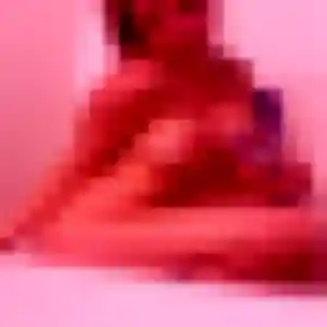 Vera (21 ans) à Houilles attend un rencontre sexy aujourd'hui