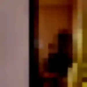 Naomi (23 ans) à L'Hôpital attend une rencontre ce soir