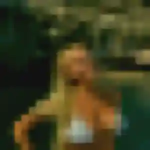 Violette de La Rochelle, 23 ans - rencontre sexy en toute liberté