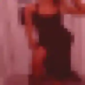 Noura, 32 ans, en ligne à La Roquette-sur-Siagne pour une rencontre coquine