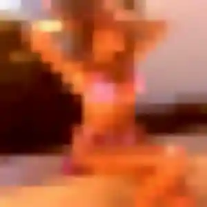Photo perso de Wahiba, 28 ans à La Salvetat-Saint-Gilles - rencontre coquine