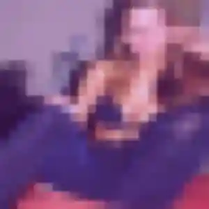 Contacte Louisa, 23 ans à Labruguière gratuitement