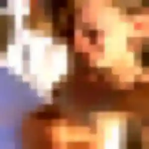 Lamia, 37 ans, en ligne à Landerneau pour une rencontre coquine