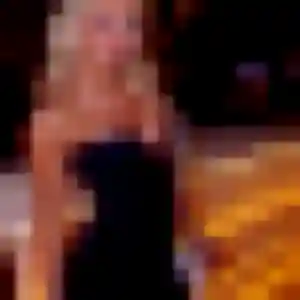 Découvre Marie-Christine, 33 ans à Larmor-Plage en privé