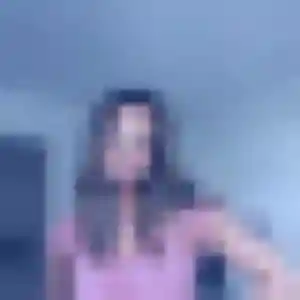 Sexy Dana, 23 ans à Les Essarts-le-Roi - la contacter