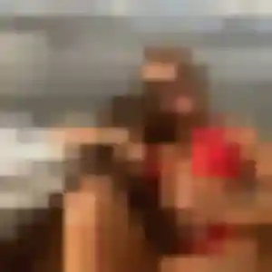 Sixtine, 27 ans, connectée à Lezoux pour un rencontre sexy