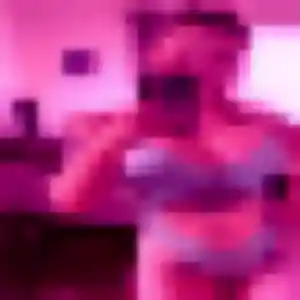 Charmante Zephyrine, 36 ans à Lourdes - découvrir son profil