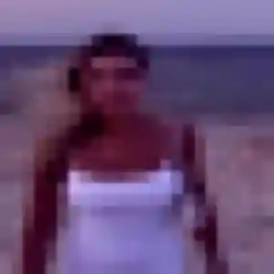 rencontre sexy à Luxeuil-les-Bains : photo de Alix, 33 ans - accès libre