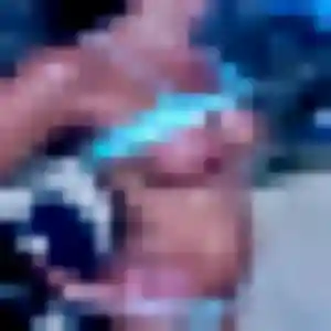 Jocelyne, 19 ans, en ligne à Manosque pour une rencontre coquine