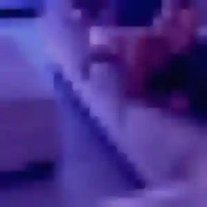 Delia, 22 ans, en ligne à Milhaud pour une rencontre coquine