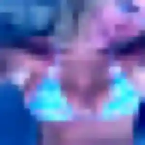 Ursule, 29 ans, en ligne à Moulins-lès-Metz pour une rencontre coquine