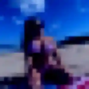 Bettina, 34 ans, en ligne à Neuville-sur-Saône pour une rencontre coquine