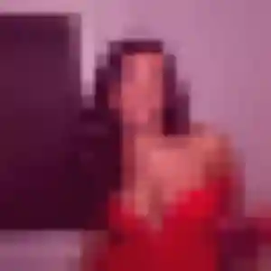 Zoe de Pacé, 27 ans - rencontre sexy sans prise de tête
