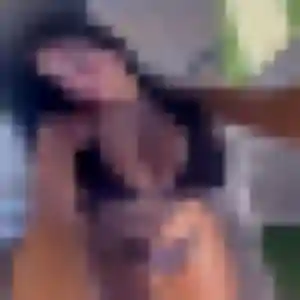 Contacte Geraldine, 19 ans à Pavilly en privé