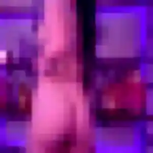 Photo exclusive de Ariane, 32 ans à Prades - plan discret