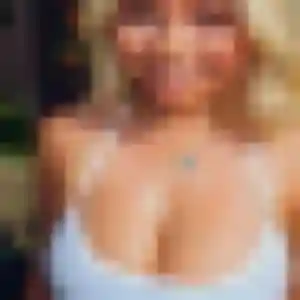 Zephyrine de Quimperlé, 19 ans - rencontre sexy discret