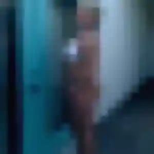 Oumaima, 22 ans, dispo pour rencontre sexy à Riorges