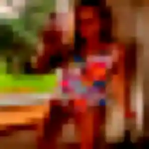 Photo exclusive de Emeraude, 28 ans à Roquefort-les-Pins - rencontre coquine