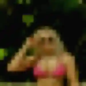 Sabine (20 ans) à Roquefort-les-Pins attend un rencontre sexy aujourd'hui