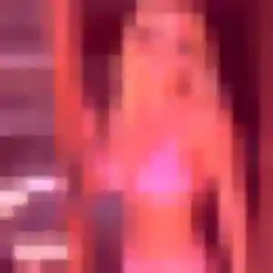Rejoins Ornella, 20 ans à Roubaix gratuitement