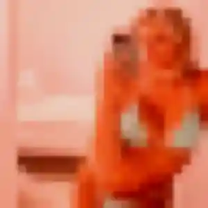 Marie-Ange (19 ans) à Rungis attend une rencontre rapidement
