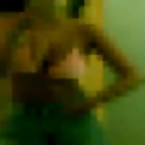 Rencontre Monique, 23 ans à Saint-Chamas en t'inscrivant