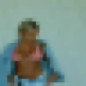 Charmante Adelaide, 24 ans à Saint-Denis-lès-Bourg - la contacter