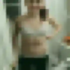 Sexy Roxane, 39 ans à Saint-Flour - découvrir son profil